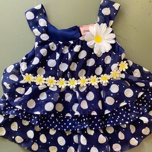 Little Lass girl 4T navy blue polka dot daisy top